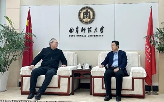 鲁欧智造董事长罗亚非一行人赴曲阜师范大学考察交流