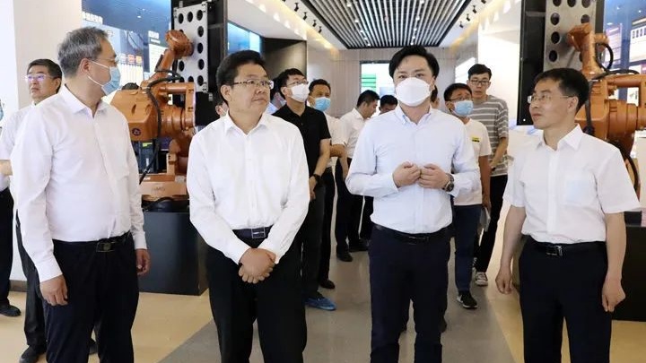 半导体测试技术与装备研发中心挂牌成立